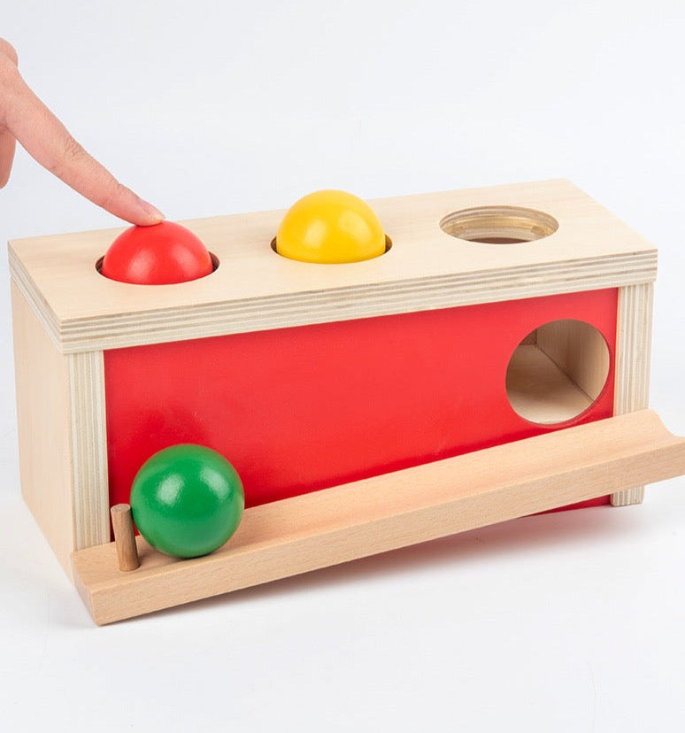 Montessori Object Permanence Box – Pounding Ball Box with 3 Balls